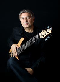 Aycan Teztel bass